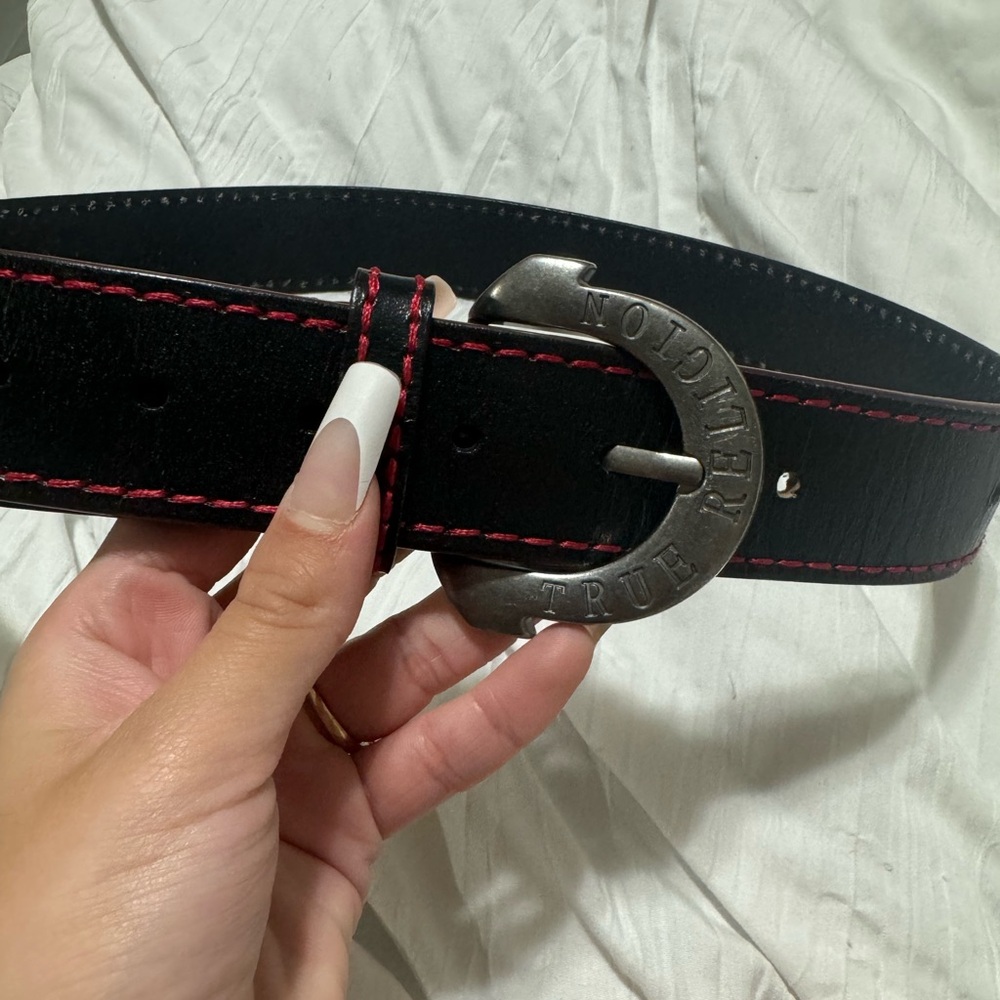 black and red true religion belt